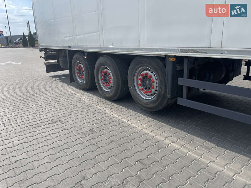 Рефрижератор напівпричіп Schmitz SCS 24L-1362EB 2013 в Тернополі
