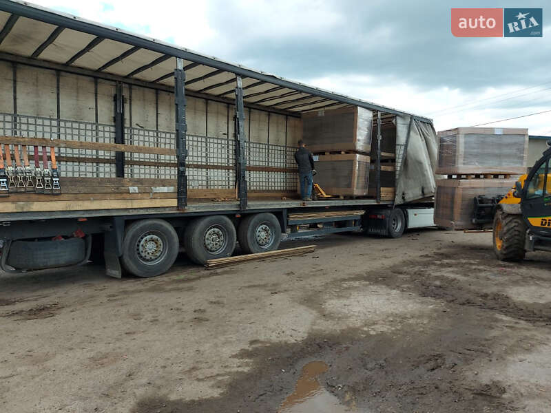 Тентованный борт (штора) - полуприцеп Schmitz SCS 27 2007 в Владимире