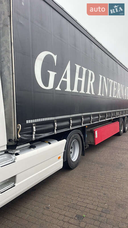 Тентований борт (штора) - напівпричіп Schmitz SCS L24 2016 в Мукачевому