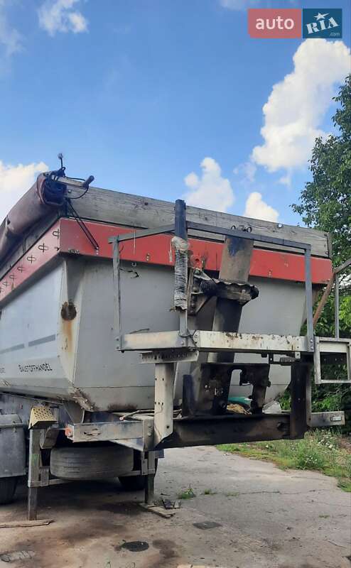 Самосвал полуприцеп Schmitz SKI 24 2004 в Немирове фото 4 Самосвал полуприцеп Schmitz SKI 24 2004 в Немирове