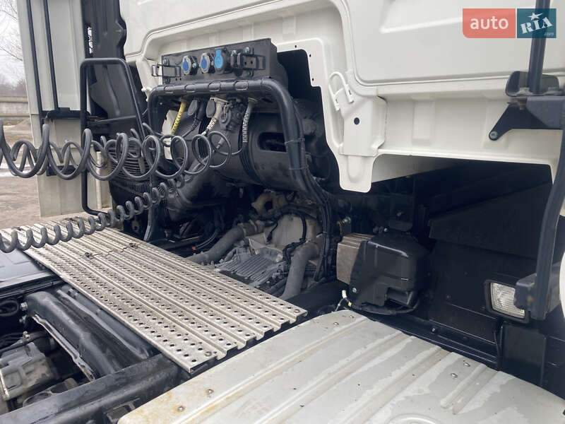 Зерновоз - полуприцеп Schmitz SKI 24 2014 в Кременчуге