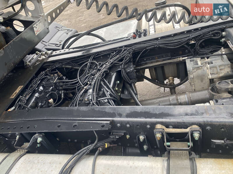 Зерновоз - полуприцеп Schmitz SKI 24 2014 в Кременчуге