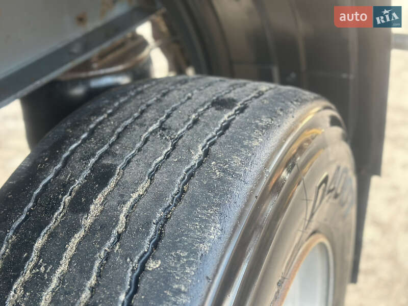 Самосвал полуприцеп Schmitz SKI 24 1995 в Дубно