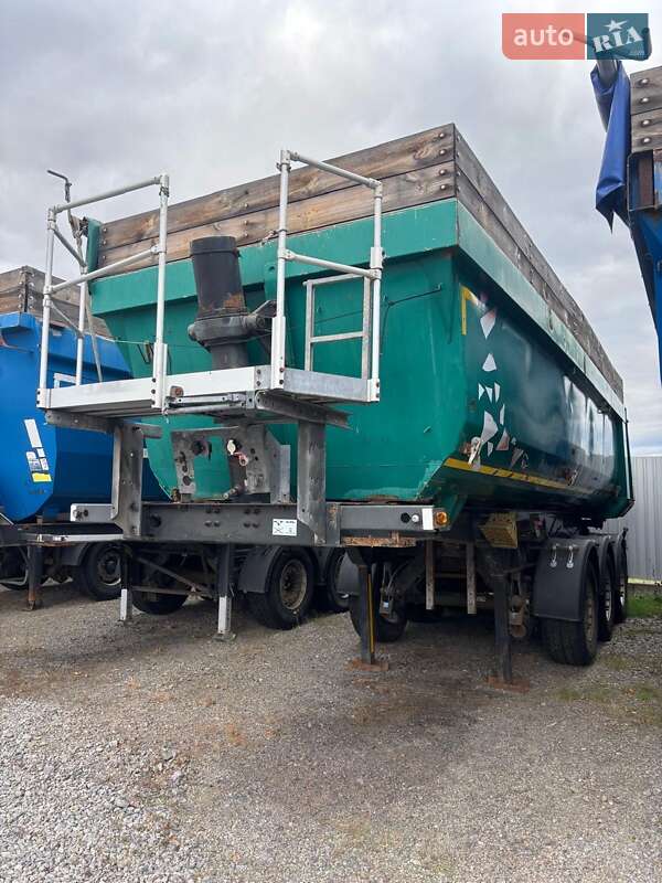 Самоскид напівпричіп Schmitz SKI 24 2011 в Вінниці