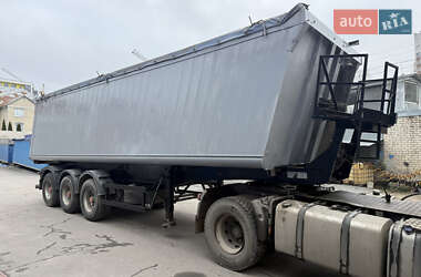 Самоскид напівпричіп Schmitz SKI 24 2005 в Тернополі