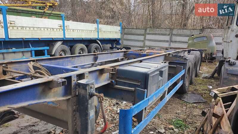 Шассі напівпричіп Schmitz SKO 24 1998 в Житомирі