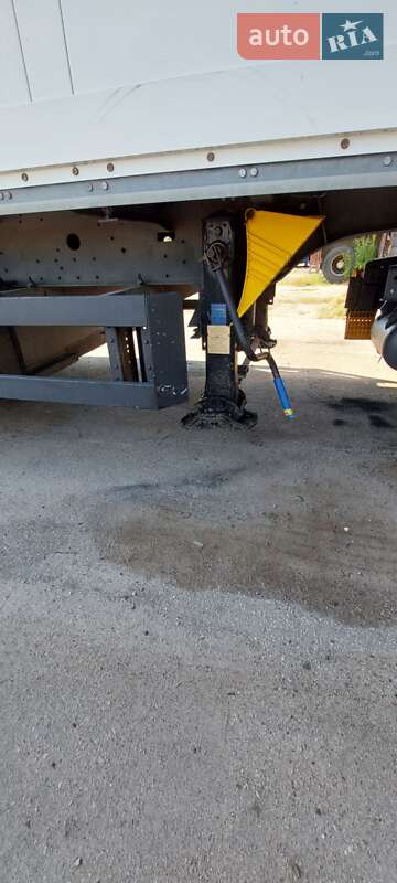 Ізотермічна будка Schmitz SKO 24 2005 в Харкові