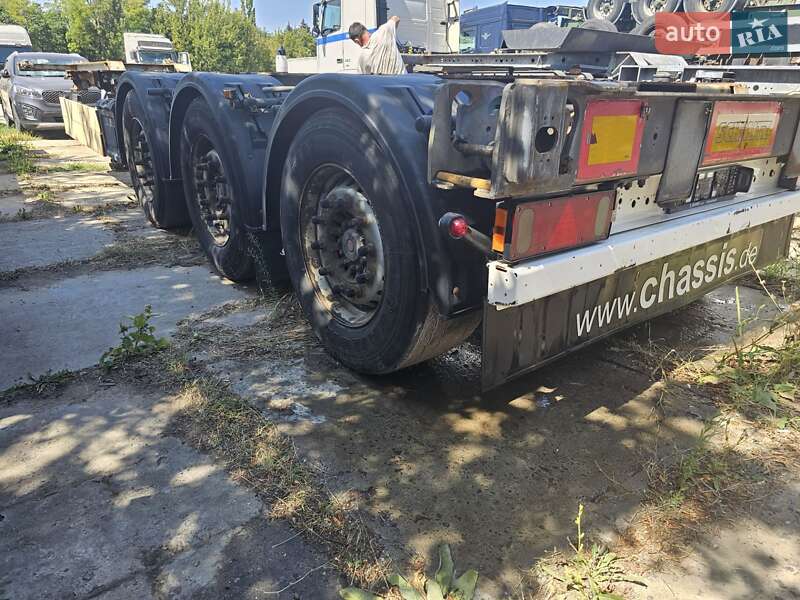 Контейнеровоз напівпричіп Schmitz SKO 24 2009 в Одесі