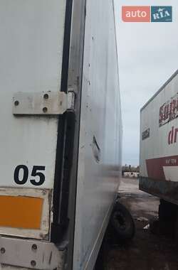 Рефрижератор напівпричіп Schmitz SKO 24 2002 в 