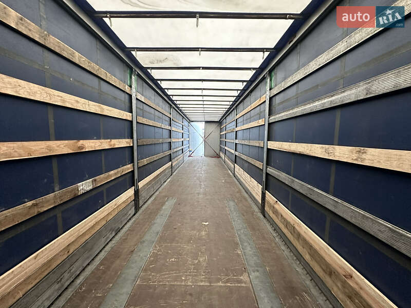 Тентований борт (штора) - напівпричіп Schmitz SKO 24 2017 в Львові