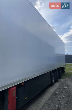 Рефрижератор напівпричіп Schmitz SKO 24 2011 в 