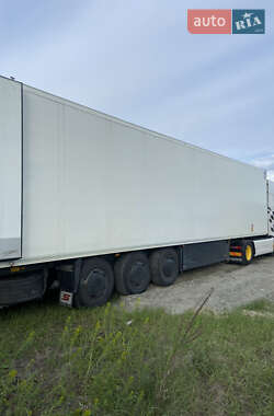 Рефрижератор напівпричіп Schmitz SKO 24 2011 в 
