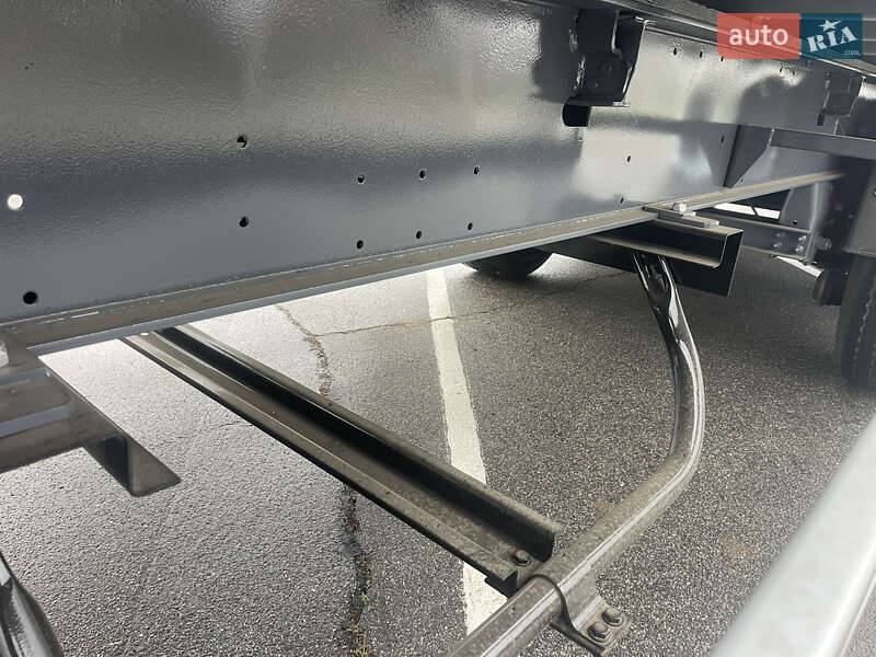Самоскид напівпричіп Schmitz SKO 24 2005 в Запоріжжі