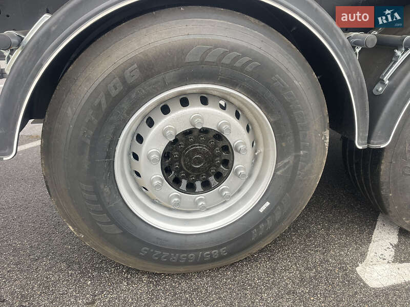 Самоскид напівпричіп Schmitz SKO 24 2005 в Запоріжжі