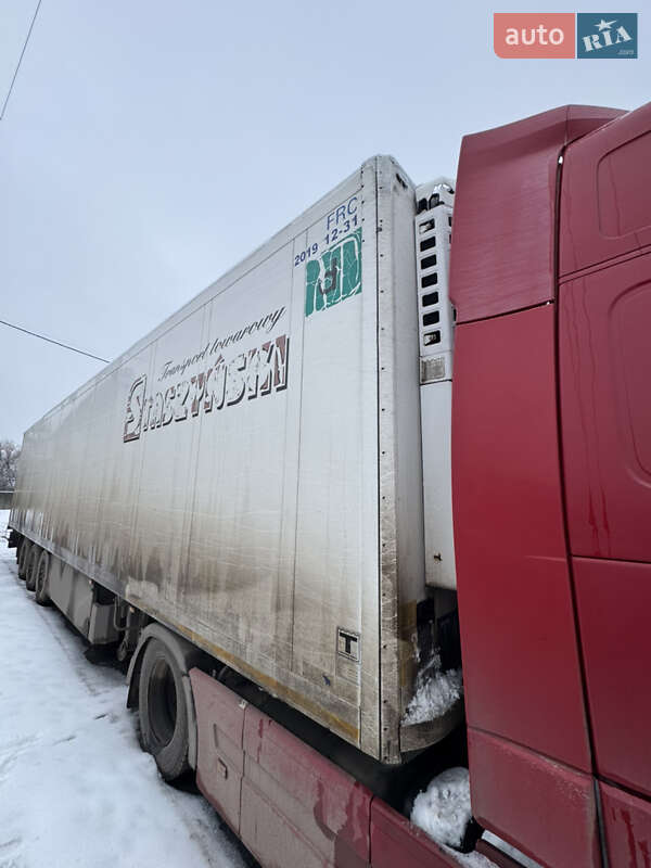 Рефрижератор полуприцеп Schmitz SKO 24 2003 в Виннице