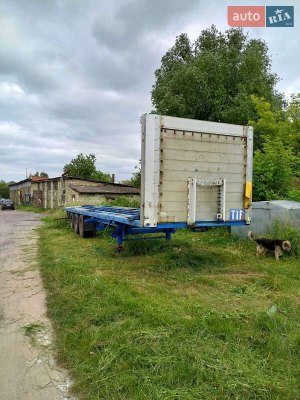 Бортовой полуприцеп Schmitz SPR 24 2001 в 