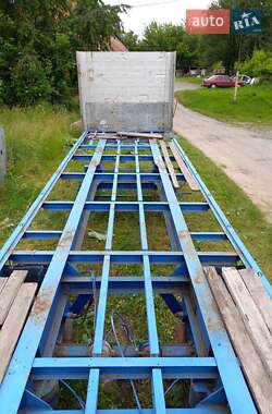 Бортовой полуприцеп Schmitz SPR 24 2001 в 