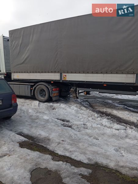 Тентований борт (штора) - напівпричіп Schmitz SPR 24 1998 в Ніжині
