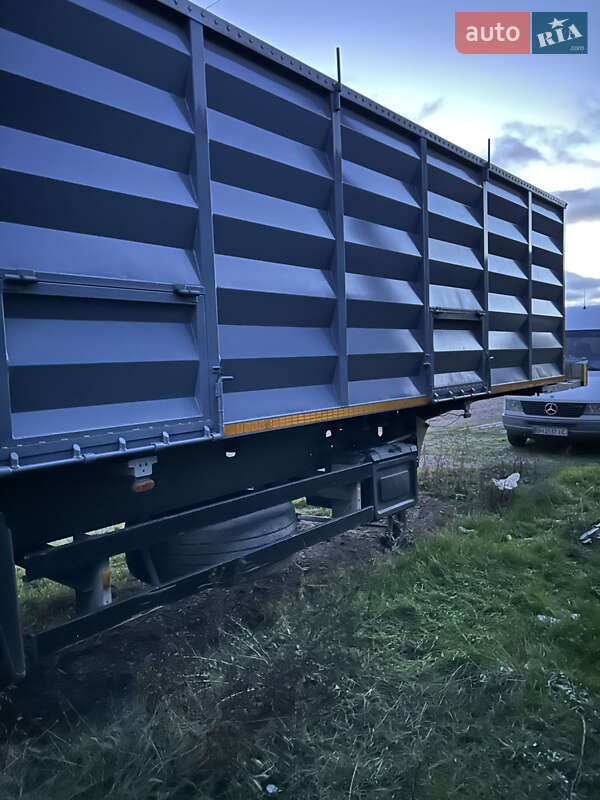 Самоскид напівпричіп Schmitz SPR 24L 2007 в Веселиновому