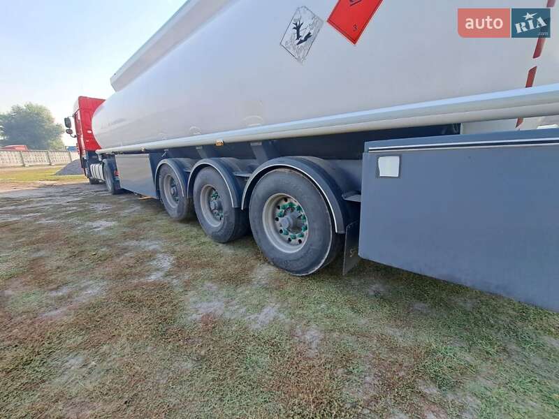 Цистерна полуприцеп Schrader Z-STA 24 2000 в Киеве
