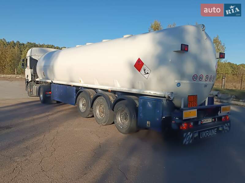 Цистерна полуприцеп Schrader Z-STA 24 2005 в 