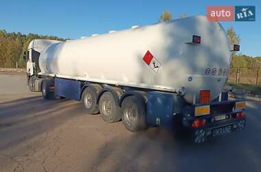 Цистерна полуприцеп Schrader Z-STA 24 2005 в 