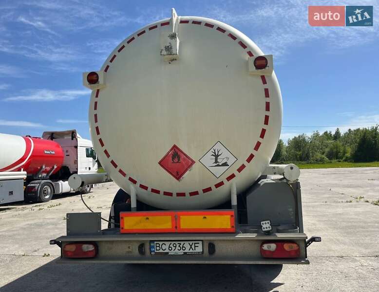 Цистерна Schrader Z-STA 24 2010 в Львові