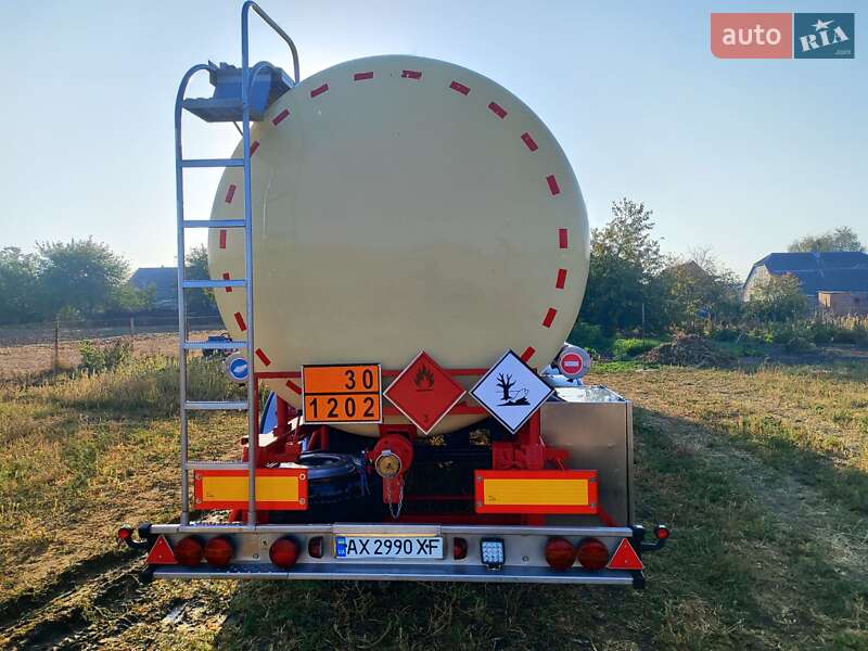 Цистерна напівпричіп Schrader Z-STA 24 1999 в Зміїві