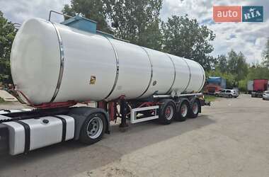 Цистерна напівпричіп Schrader Z-STA 24 2000 в Житомирі