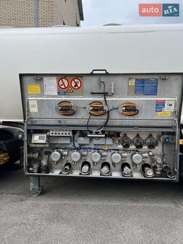 Цистерна Schroder Wiesmoor 2011 в Киеве