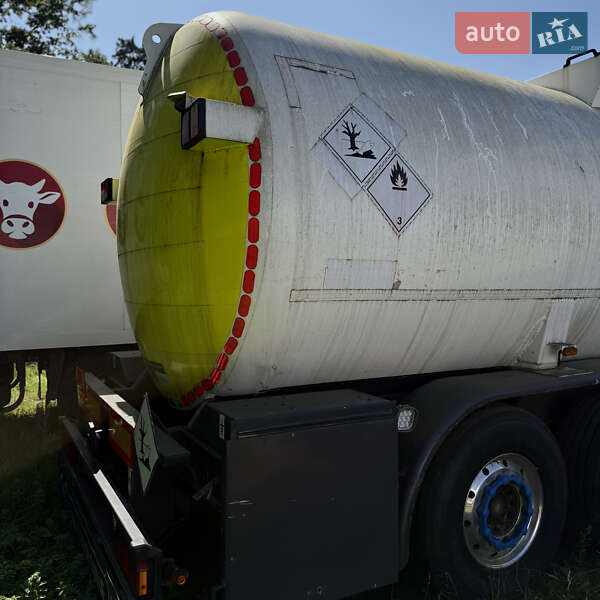 Цистерна Schroder Wiesmoor 2001 в Шептицькому