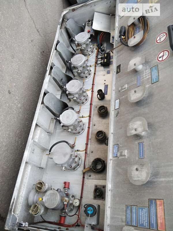 Цистерна полуприцеп Schroeder Wiesmoor 2002 в Запорожье фото 5 Цистерна полуприцеп Schroeder Wiesmoor 2002 в Запорожье