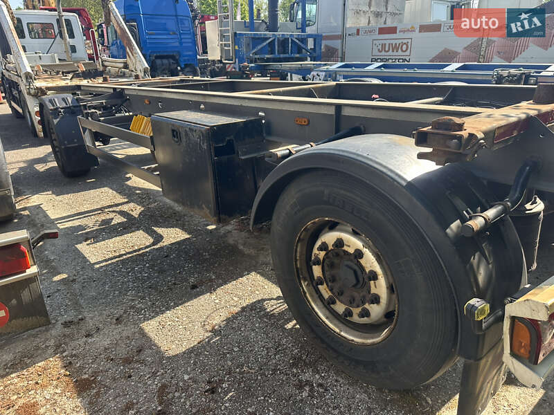 Контейнеровоз Schwarzmuller BDF 2013 в Луцке фото 11 Контейнеровоз Schwarzmuller BDF 2013 в Луцке