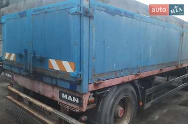 Фургон Schwarzmuller BDF 1995 в Львове