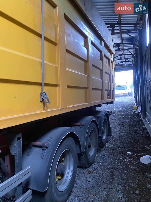 Зерновоз - напівпричіп Schwarzmuller BPW 2000 в 