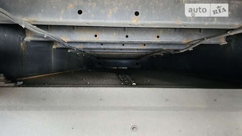 Тентованный борт (штора) - полуприцеп Schwarzmuller J-Serie 2010 в Мукачево фото 10 Тентованный борт (штора) - полуприцеп Schwarzmuller J-Serie 2010 в Мукачево