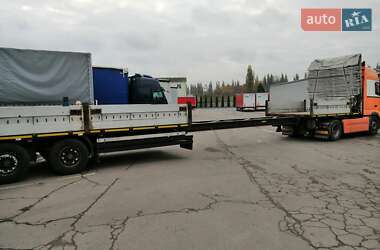 Низкорамная платформа Schwarzmuller Mega 2009 в Ровно