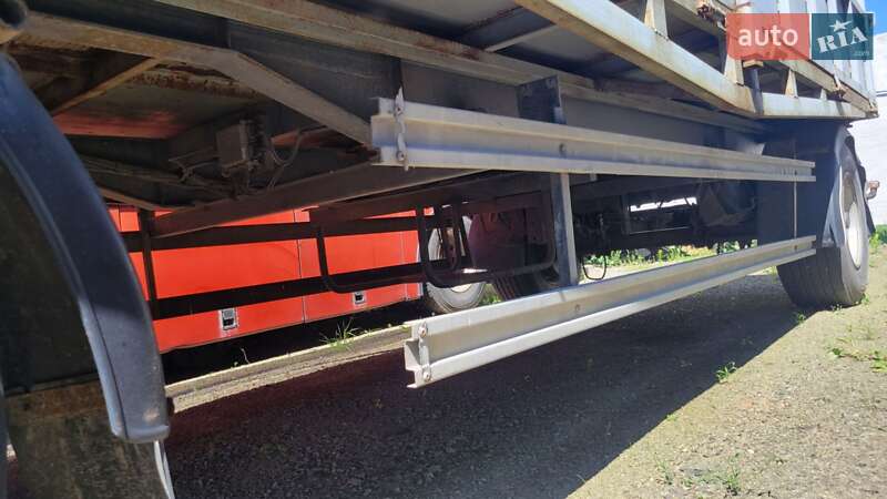 Борт Schwarzmuller PA 1999 в Сарнах