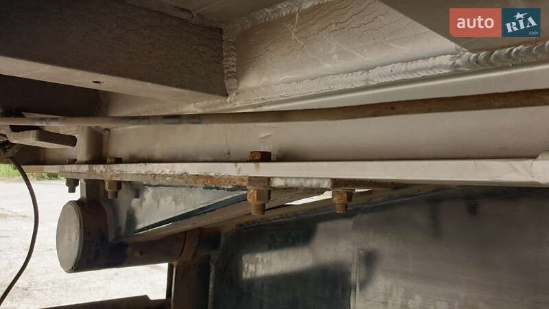 Самосвал полуприцеп Schwarzmuller SK 2012 в Кривом Роге