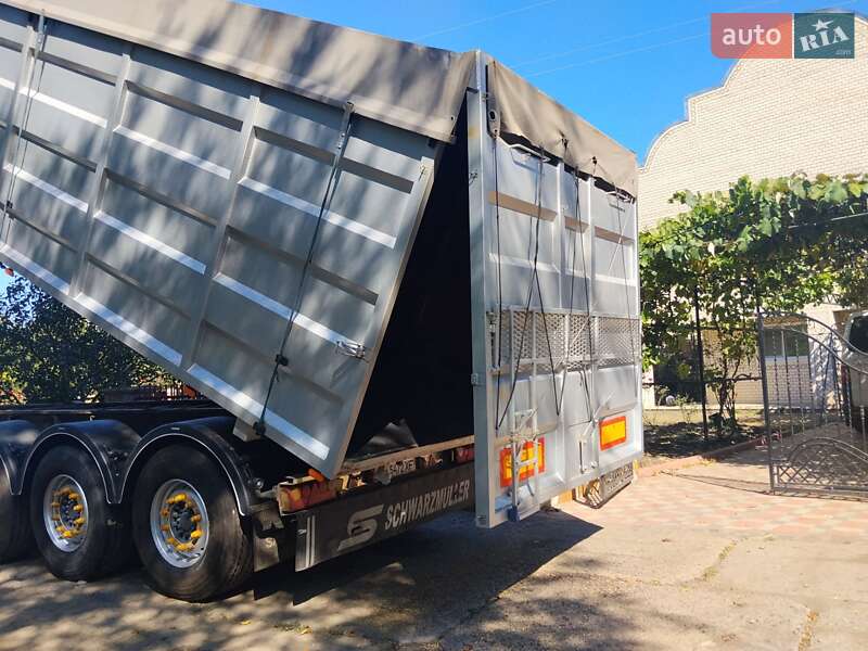 Самосвал полуприцеп Schwarzmuller SN24 2003 в Бершади