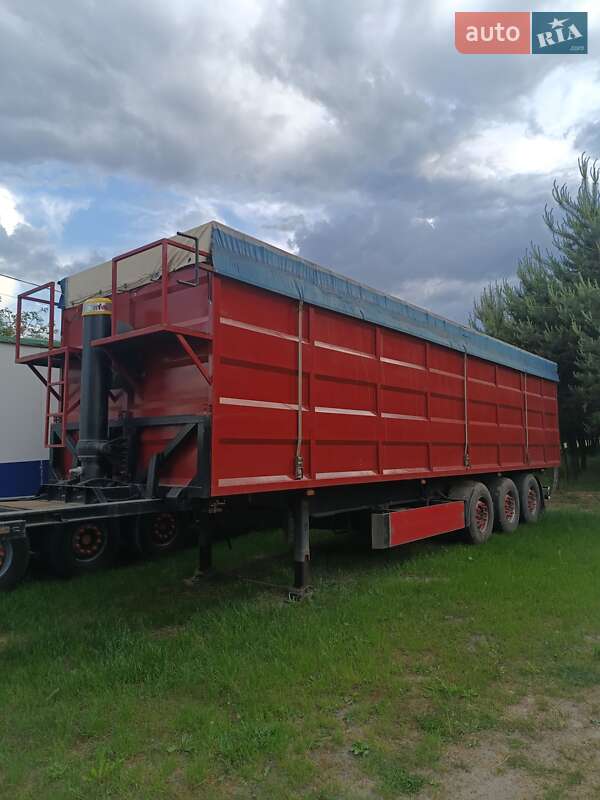 Самоскид напівпричіп Schwarzmuller SPA-3E 2003 в Прилуках