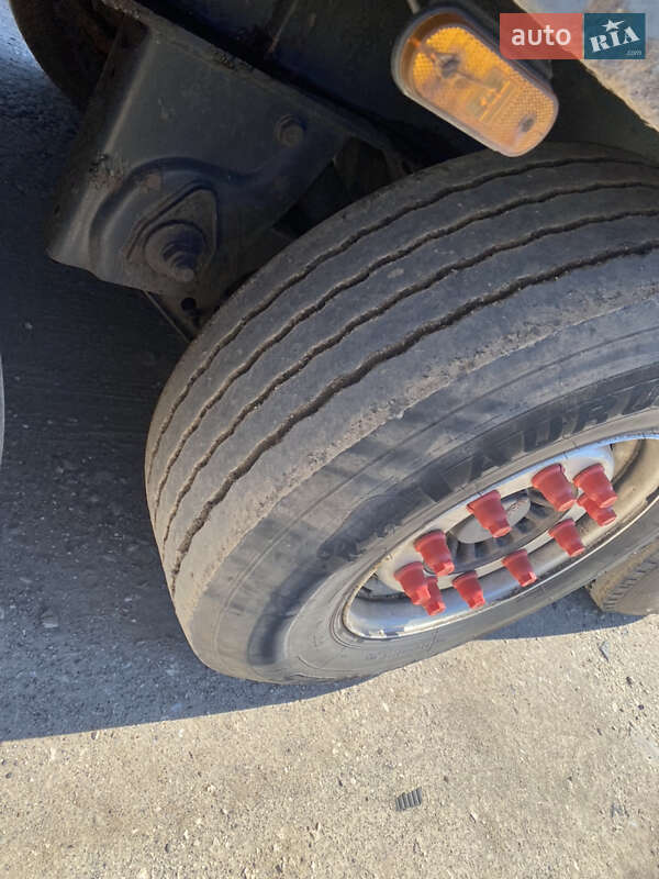 Тентований борт (штора) - напівпричіп Schwarzmuller SPA-3E 2007 в Бурштині