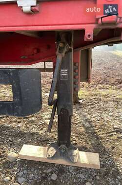 Бортовий напівпричіп Schwarzmuller SPA-3E 2001 в Тячеві