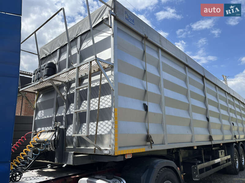 Самоскид напівпричіп Schwarzmuller SPA-3E 2007 в Вінниці