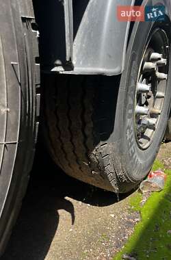 Бортовой полуприцеп Schwarzmuller SPA-3E 2008 в 