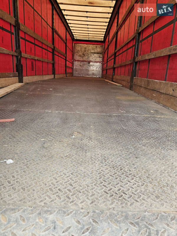 Тентованный борт (штора) - полуприцеп Schwarzmuller SPA-3E 2008 в Львове