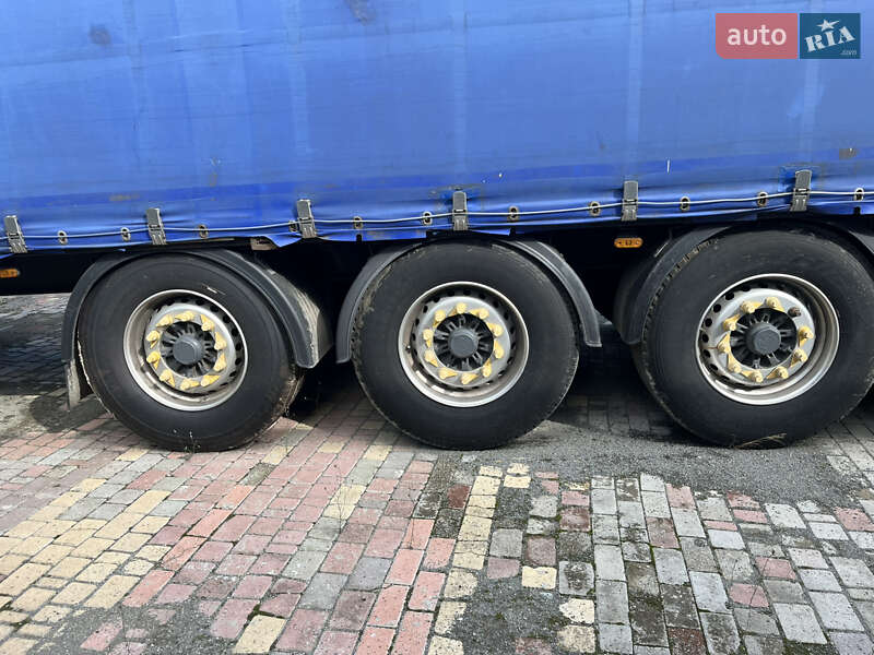 Тентований борт (штора) - напівпричіп Schwarzmuller SPA-3E 2010 в Іршаві