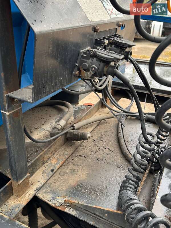 Самоскид напівпричіп Schwarzmuller SPA-3E 2008 в Броварах фото 32 Самоскид напівпричіп Schwarzmuller SPA-3E 2008 в Броварах