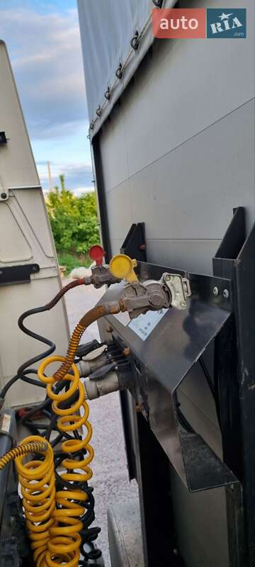 Тентованный борт (штора) - полуприцеп Schwarzmuller SPA-3E 2011 в Белой Церкви фото Тентованный борт (штора) - полуприцеп Schwarzmuller SPA-3E 2011 в Белой Церкви