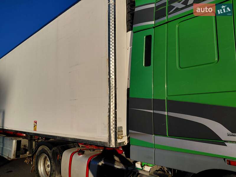 Рефрижератор Schwarzmuller SPA-3E 2002 в Тернополе